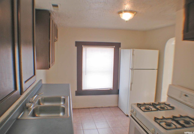 2865 Pingree Ave, Ogden, UT 84401 — photo 3