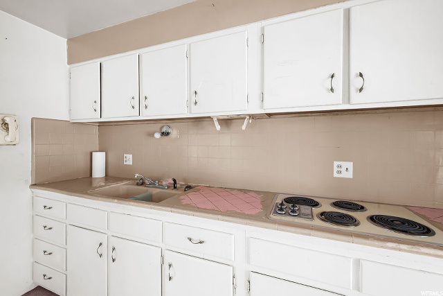 9996 S Opal Cir E, Sandy, UT 84094 — photo 11