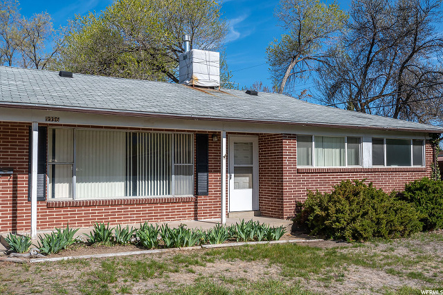 9996 S Opal Cir E, Sandy, UT 84094 — photo 2