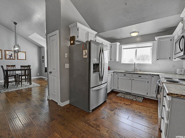 844 N 1000 W, Clinton, UT 84015 — photo 4