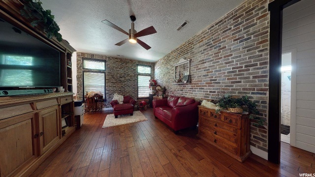 402 N 2720 E, St. George, UT 84790 — photo 5
