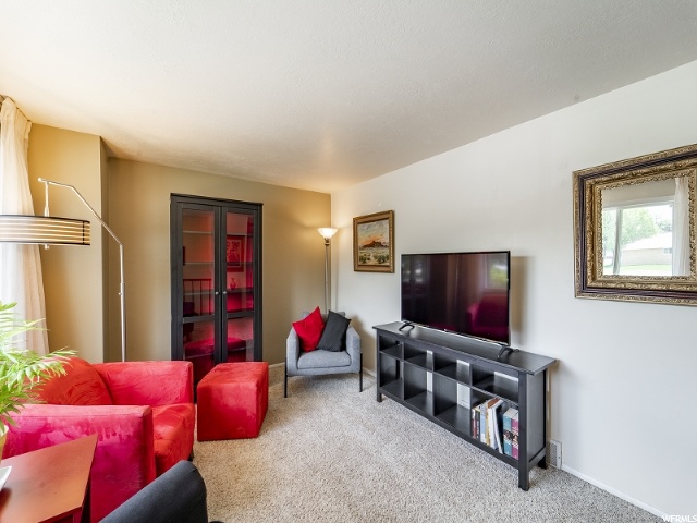 32 W 900 N, Bountiful, UT 84010 — photo 7