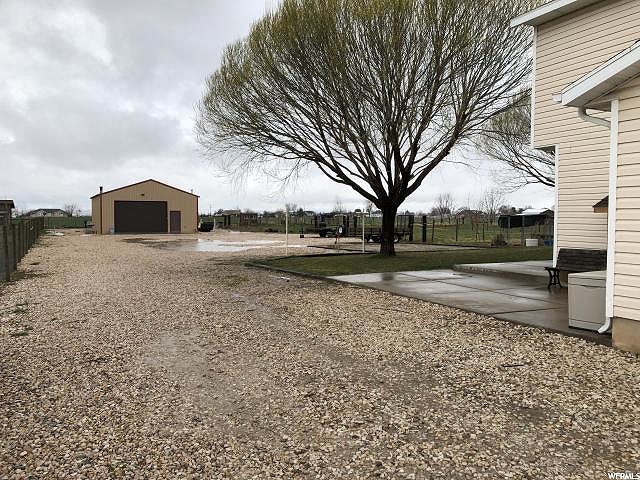 5827 S 6950 W, Hooper, UT 84315 — photo 11