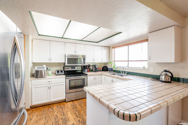 416 S 975 E, Layton, UT 84041 — photo 6