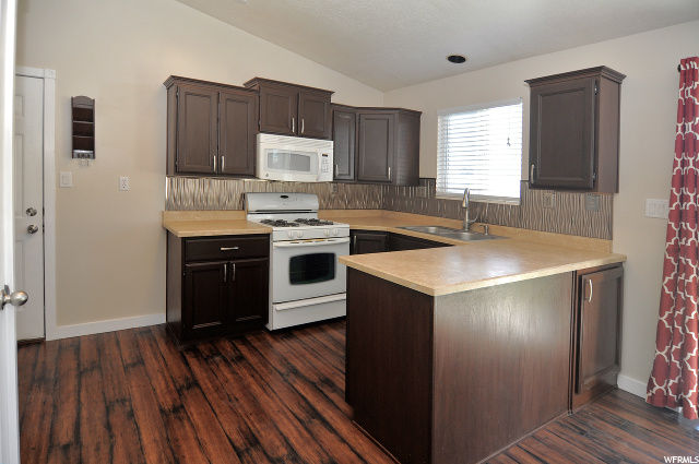 288 W 25 S, Clearfield, UT 84015 — photo 6
