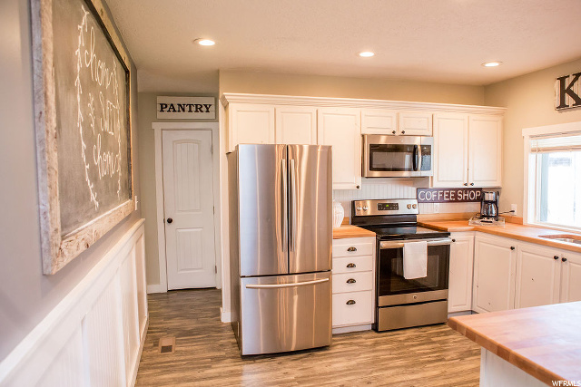 174 N 400 W, Hyrum, UT 84319 — photo 11