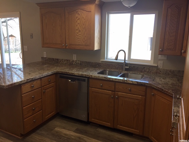 2136 S State St, Roosevelt, UT 84066 — photo 10