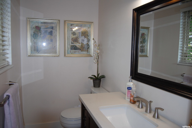 286 W 2300 S, Bountiful, UT 84010 — photo 9
