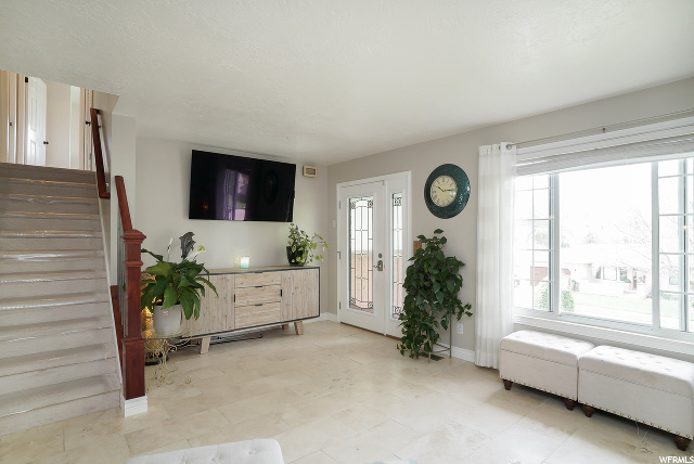 1347 E Snowcreek Dr, Layton, UT 84040 — photo 4