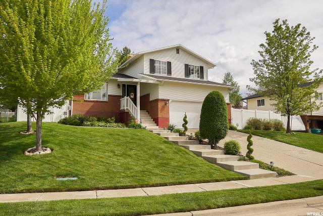 1347 E Snowcreek Dr, Layton, UT 84040 — photo 2