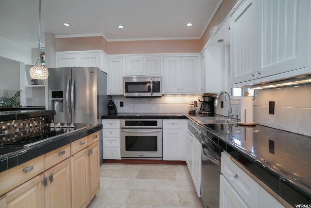 1347 E Snowcreek Dr, Layton, UT 84040 — photo 10