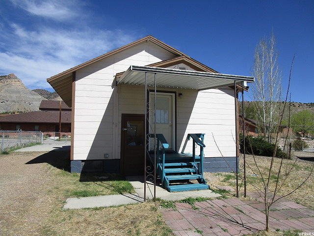 147 Ridgeway St, Helper, UT 84526 — photo 6