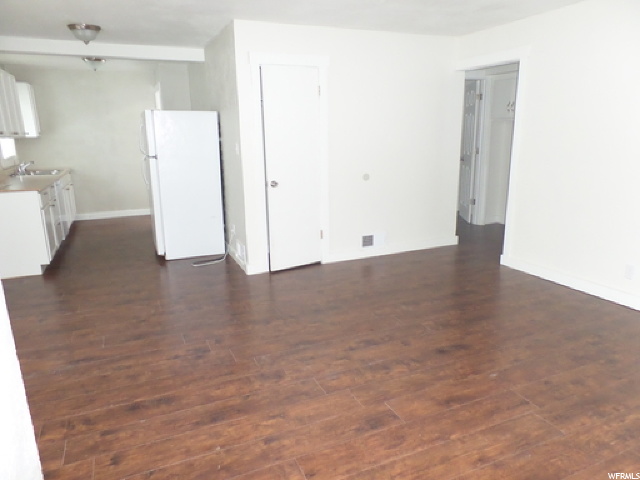 887 Bel Mar Dr, Ogden, UT 84403 — photo 4