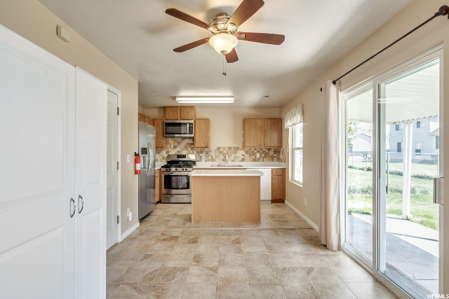2147 W 2220 N, Clinton, UT 84015 — photo 5