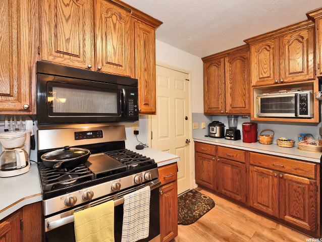 1424 N 630 W, Clinton, UT 84015 — photo 9