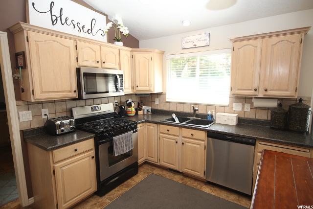 580 E Foxridge Dr. S, Providence, UT 84332 — photo 4