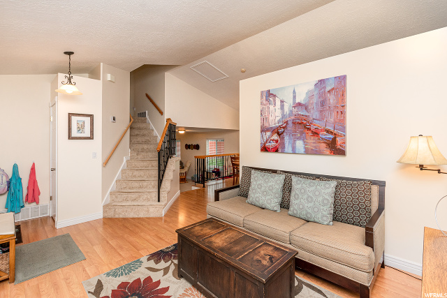 571 S 900 E, Layton, UT 84041 — photo 5