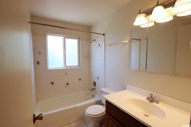 951 N 1235 W, Clinton, UT 84015 — photo 11