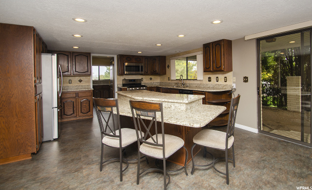 5879 S 3850 W, Roy, UT 84067 — photo 11