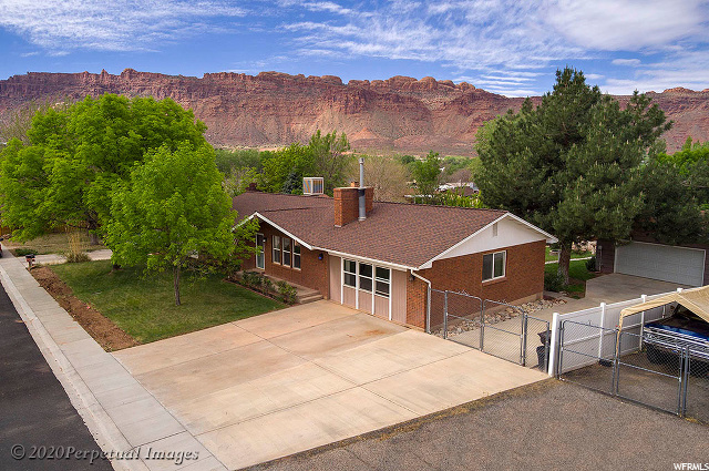 106 Arbor Dr, Moab, UT 84532 — photo 4