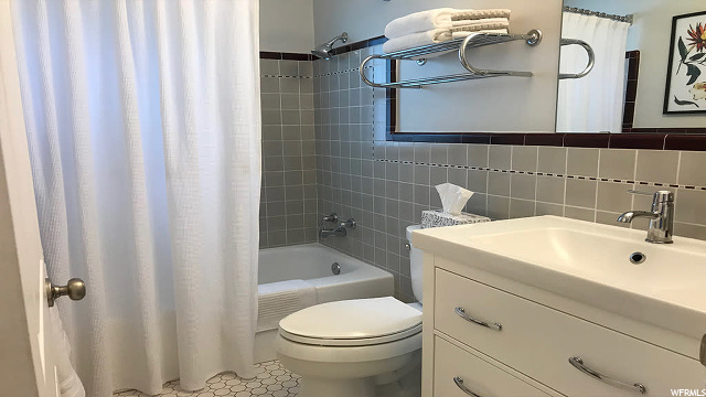 698 W 3500 S, Bountiful, UT 84010 — photo 5