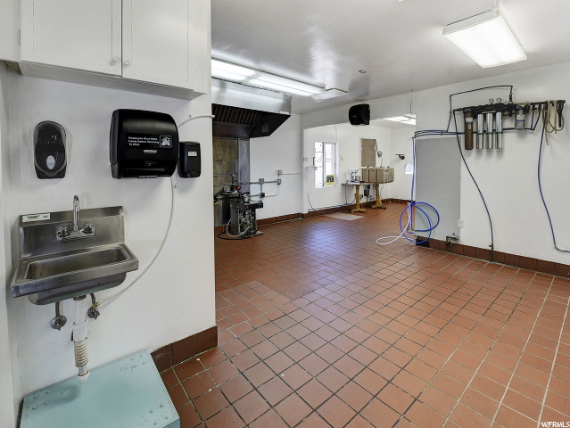 5128 S 1900 W, Roy, UT 84067 — photo 12