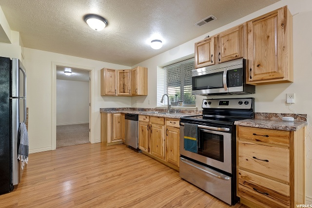 1558 E 2400 N, Layton, UT 84040 — photo 5