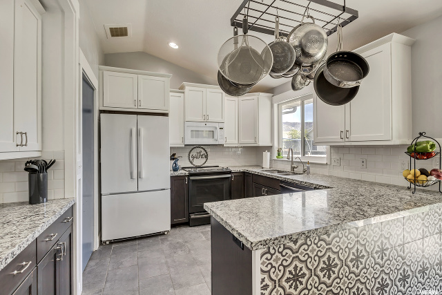 2006 E Partridge Ln, Eagle Mountain, UT 84005 — photo 9