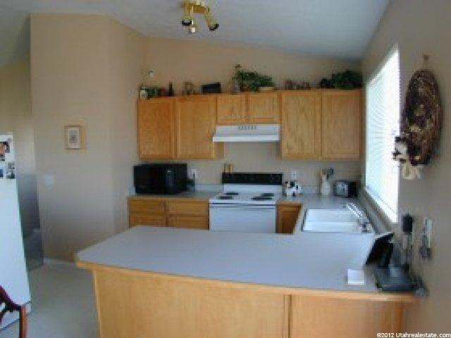 5532 Lodestone Ave, Kearns, UT 84118 — photo 6