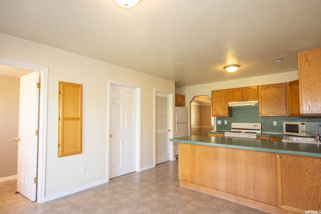28 W 1325 S, Logan, UT 84321 — photo 4