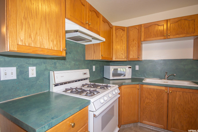 28 W 1325 S, Logan, UT 84321 — photo 5