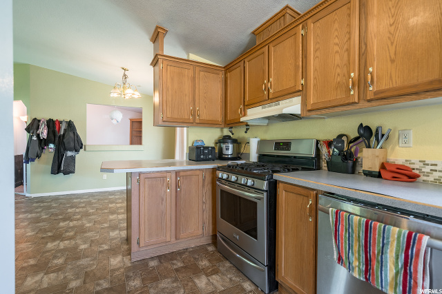570 W 300 S, Logan, UT 84321 — photo 10