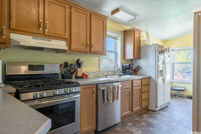 570 W 300 S, Logan, UT 84321 — photo 5