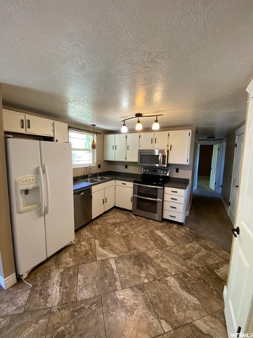 1445 S 500 E, Vernal, UT 84078 — photo 6