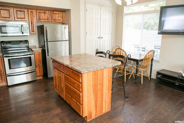 225 Hidden Creek Dr, Providence, UT 84332 — photo 4