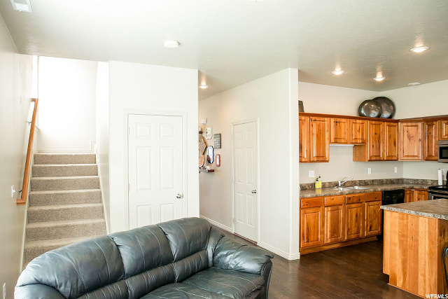 225 Hidden Creek Dr, Providence, UT 84332 — photo 9