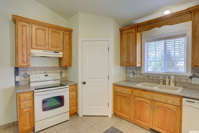878 S 100 W, Mona, UT 84645 — photo 12