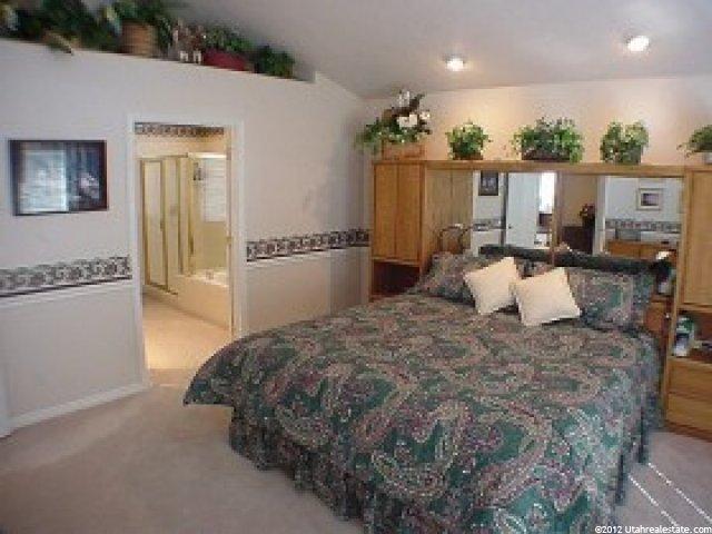 9641 Candle Tree Ln, Sandy, UT 84092 — photo 7