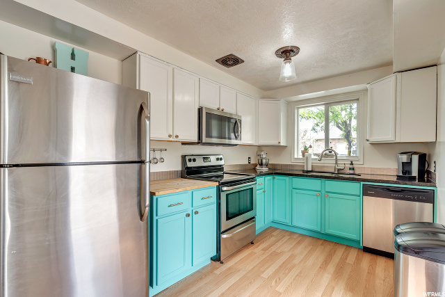 670 N 400 E, Bountiful, UT 84010 — photo 4