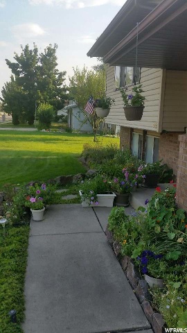 1469 N Ash Dr E, Layton, UT 84040 — photo 2