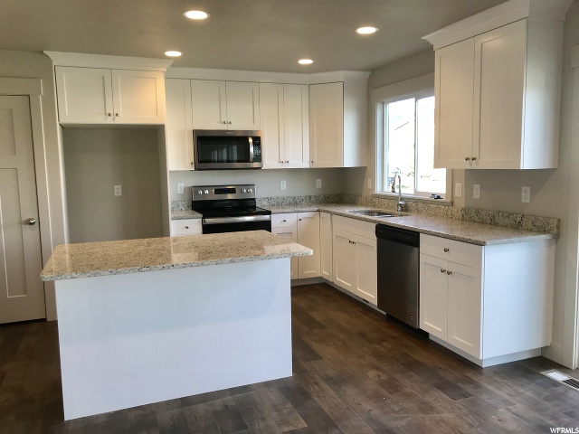 352 S Center W, Santaquin, UT 84655 — photo 2