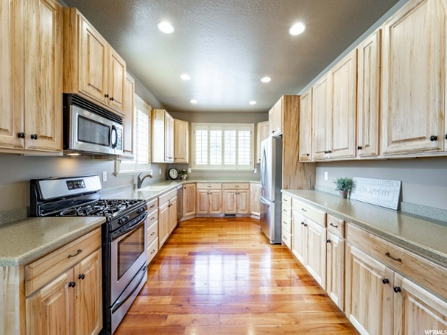3048 S 400 E, Bountiful, UT 84010 — photo 7