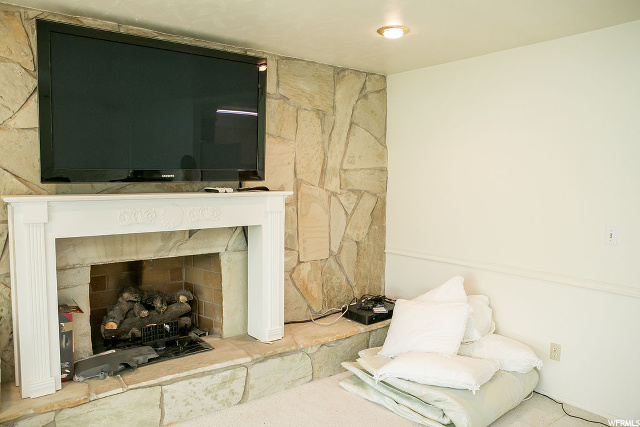 35 S 100 W, Wellsville, UT 84339 — photo 11