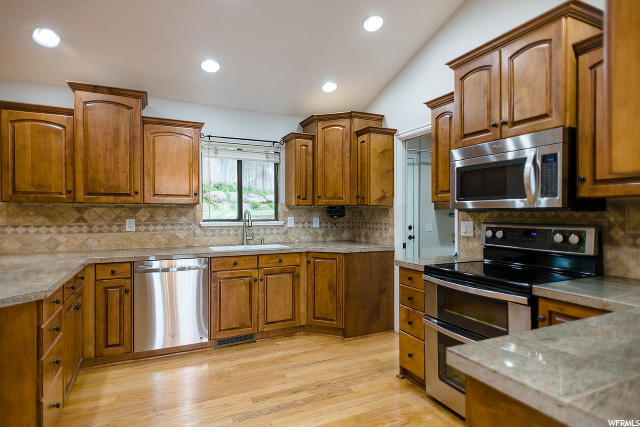 2839 S 650 E, Bountiful, UT 84010 — photo 4