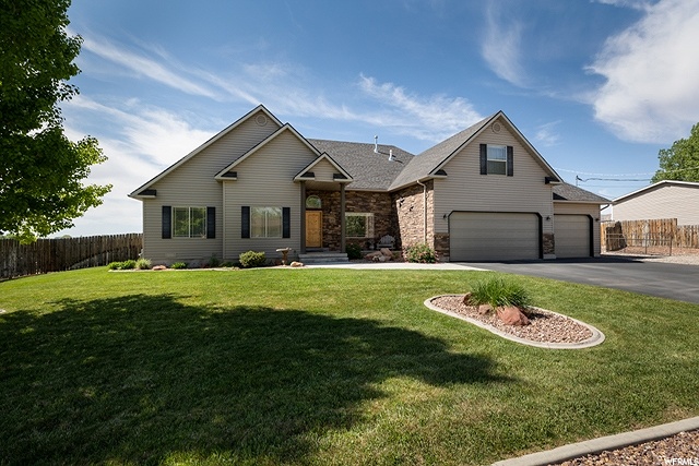 2076 E 3500 S, Vernal, UT 84078 — photo 2