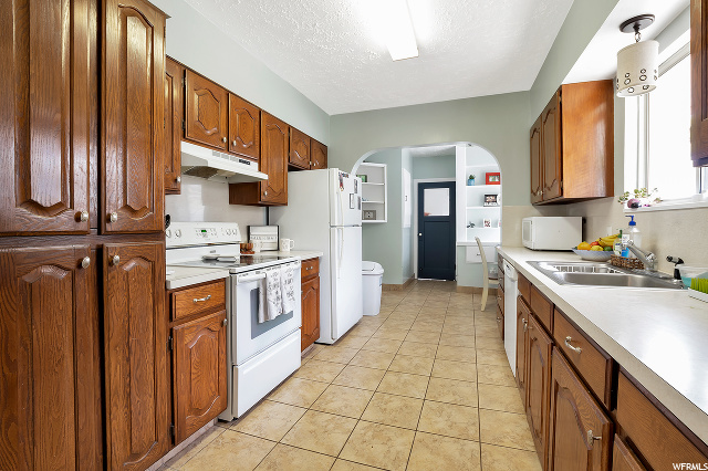 2726 S Jackson Ave E, Ogden, UT 84403 — photo 2