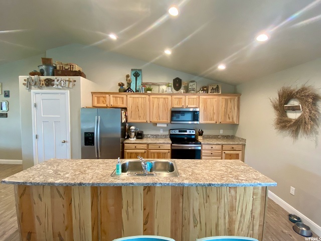 660 E 400 N, Spring City, UT 84662 — photo 9