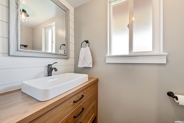 1235 E 2050 S, Bountiful, UT 84010 — photo 9