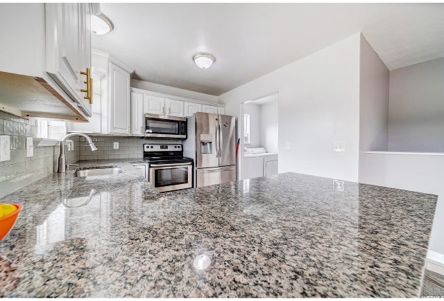 981 S Main St, Payson, UT 84651 — photo 11