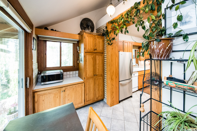 144 E Center St, Hyde Park, UT 84318 — photo 7